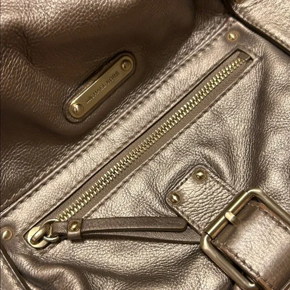 MICHAEL Michael Kors Metallic Shoulder Bag - Picture 13 of 16
